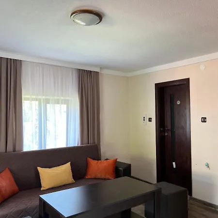 къща ралица Πανσιόν