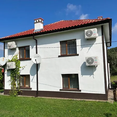 къща ралица